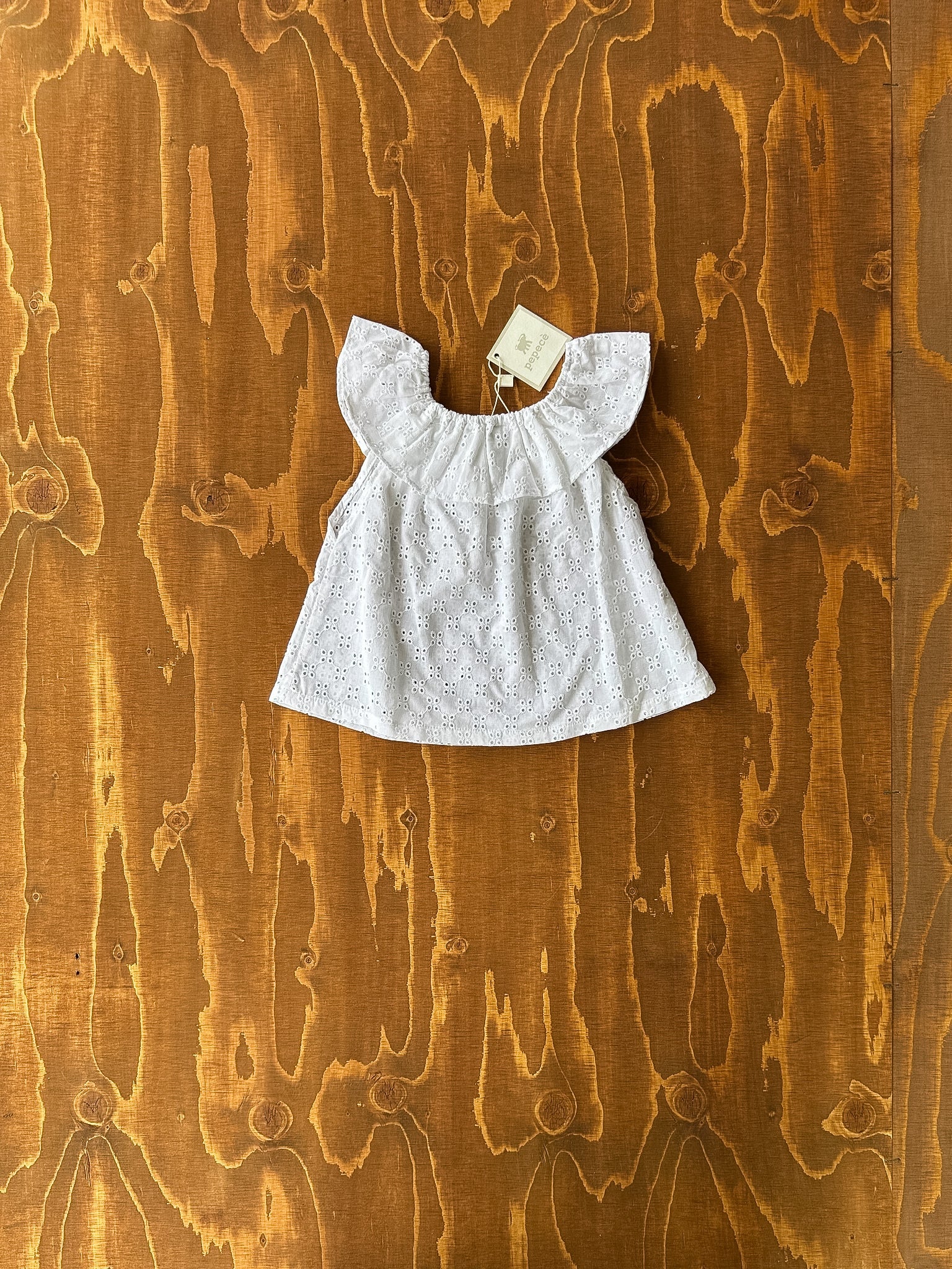 Camicetta bianca in sangallo